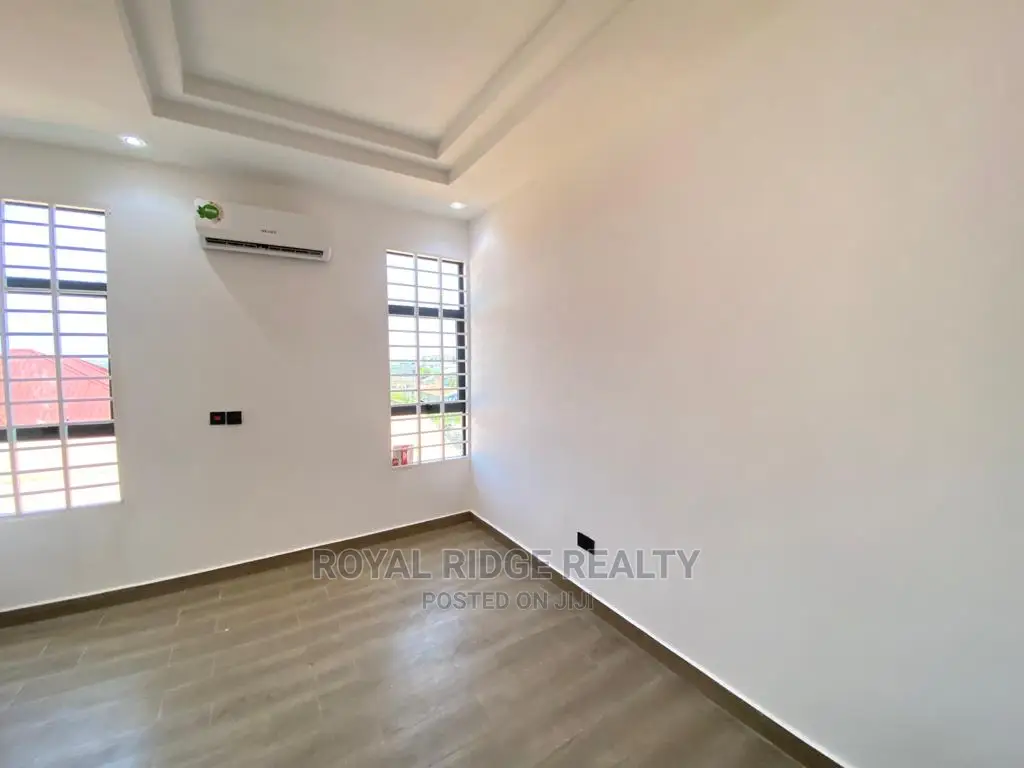 2bdrm Duplex in East Legon School, Accra Metropolitan for sale