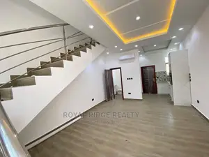 2bdrm Duplex in East Legon School, Accra Metropolitan for sale