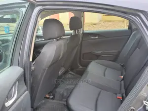 Sleek Honda Civic for Rent