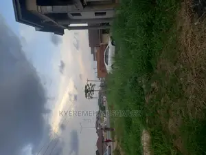 4bdrm Mansion in Kwabenya, Ga East Municipal for Sale