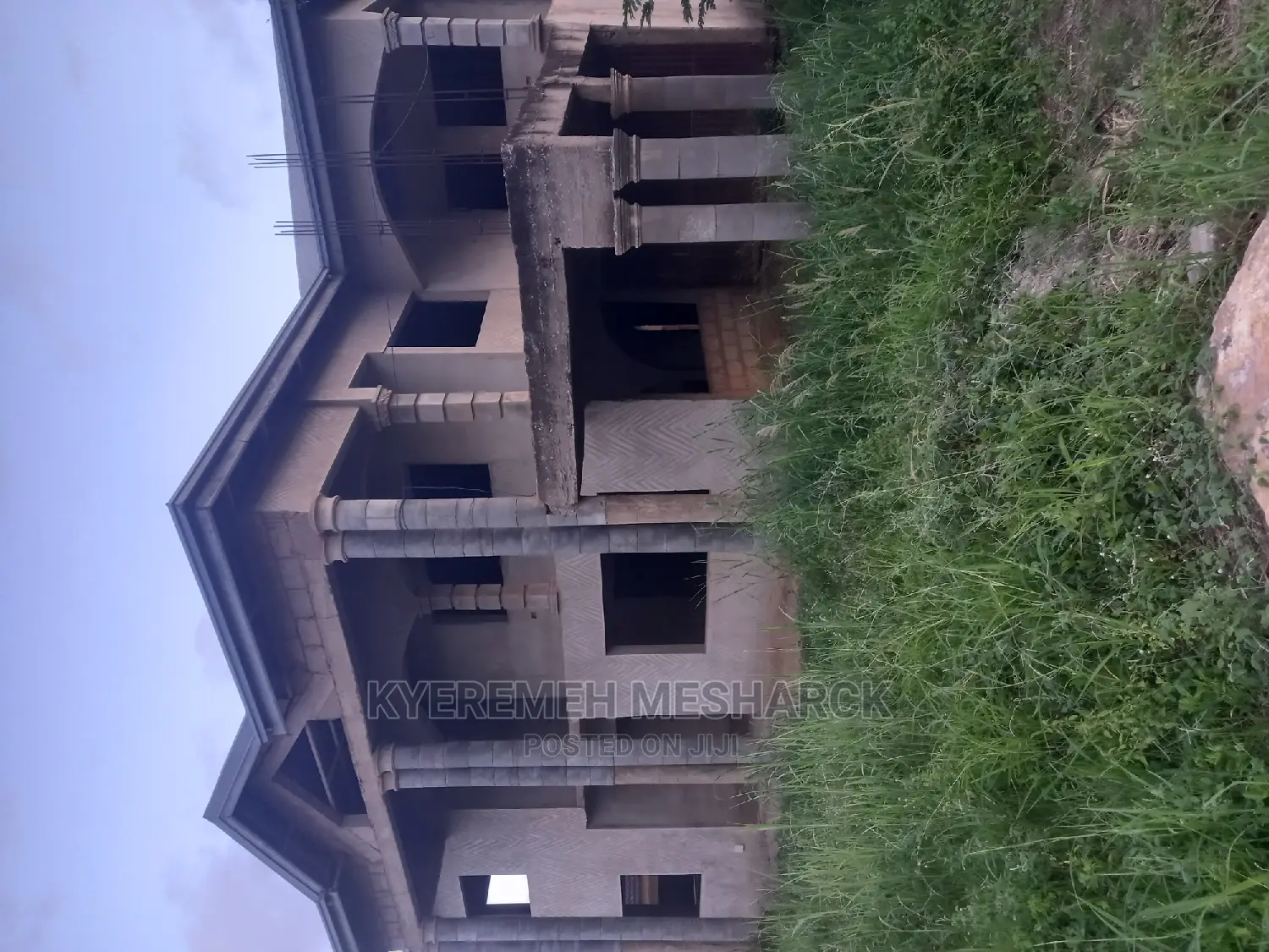 4bdrm Mansion in Kwabenya, Ga East Municipal for Sale