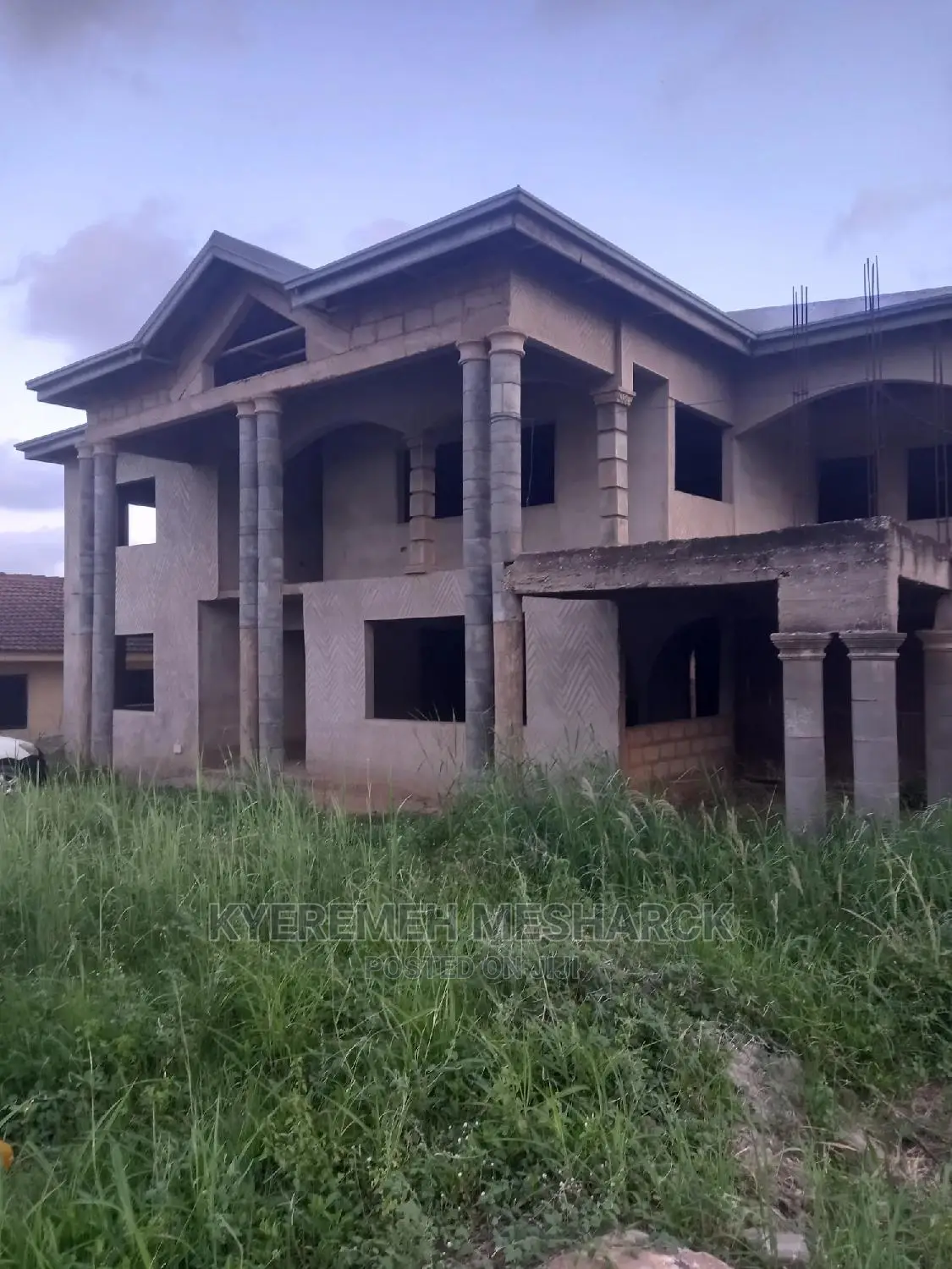 4bdrm Mansion in Kwabenya, Ga East Municipal for Sale
