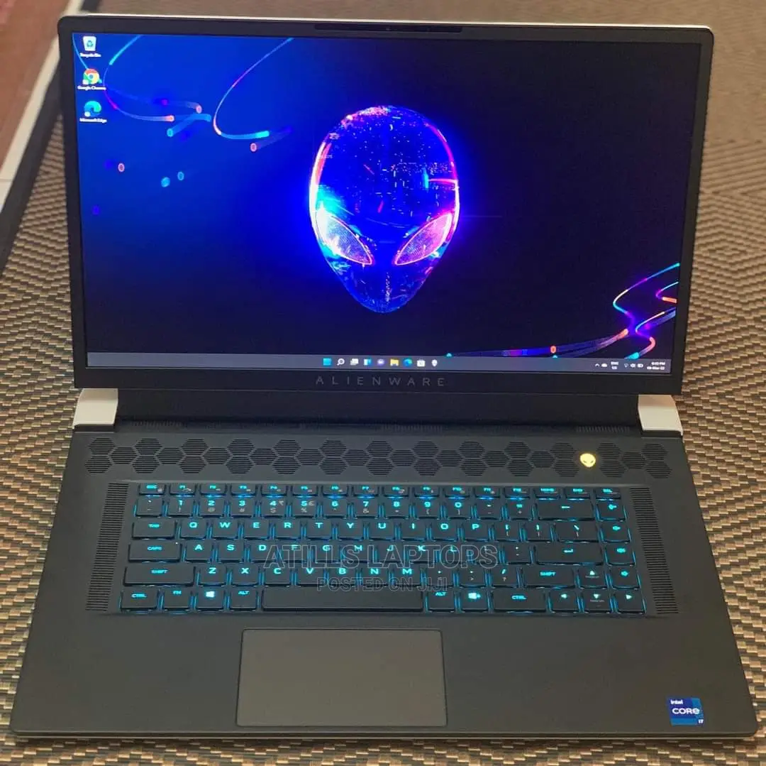 New Laptop Alienware M17x R2 16GB Intel Core I7 SSD 1T