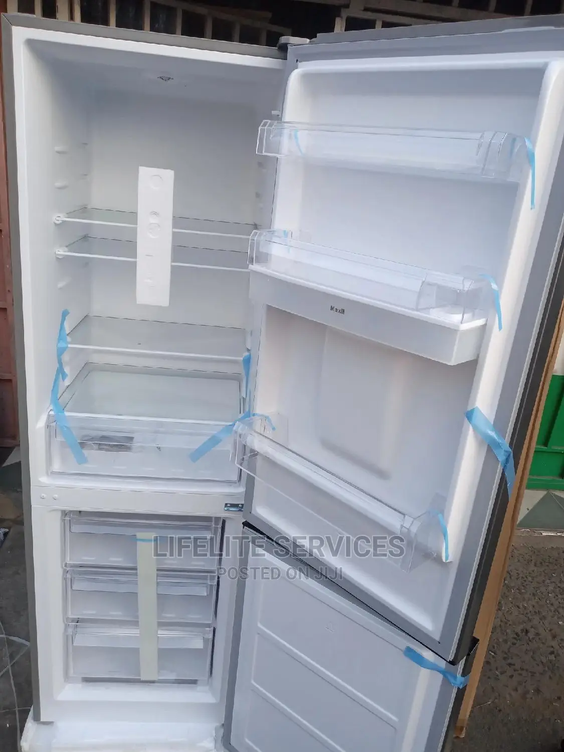 Fridge With Dispenser 309ltrs^ Nasco