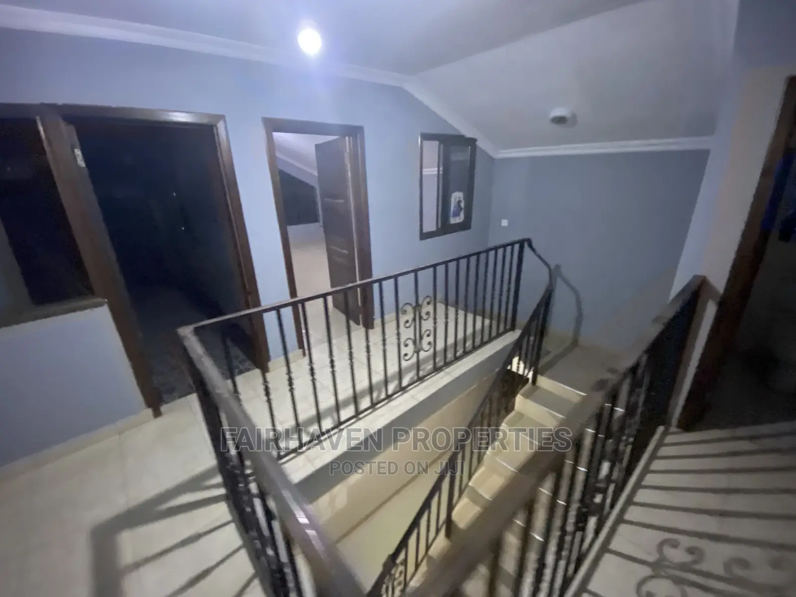 4bdrm House in Tseaddo, Airport Residential Area for Rent