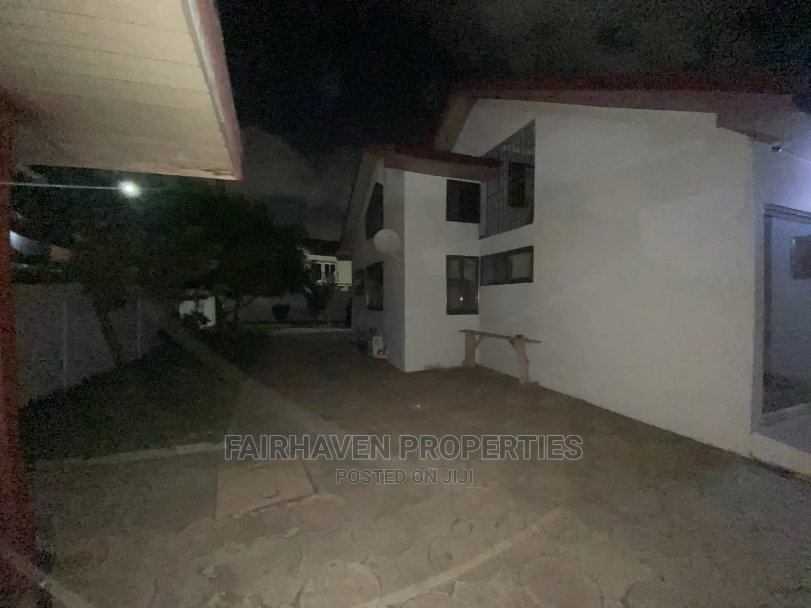 4bdrm House in Tseaddo, Airport Residential Area for Rent