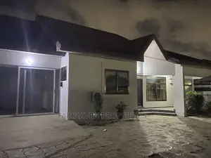 4bdrm House in Tseaddo, Airport Residential Area for Rent