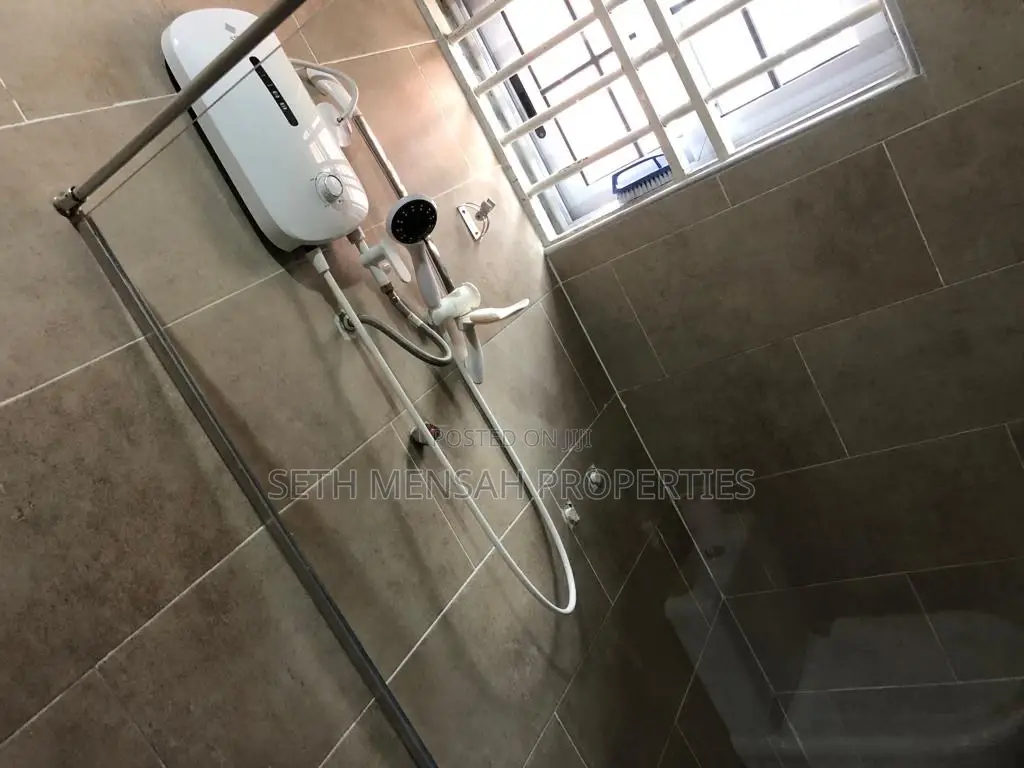 Furnished 3bdrm House in 4 Bedroom House for for Rent