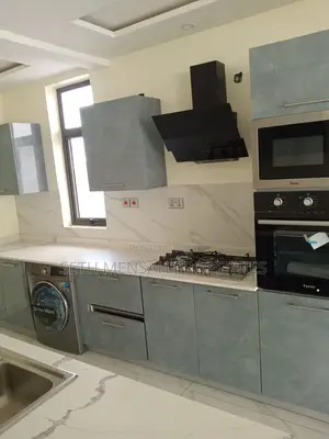 4bdrm House in 4 Bedroom House For, Abelemkpe for Sale