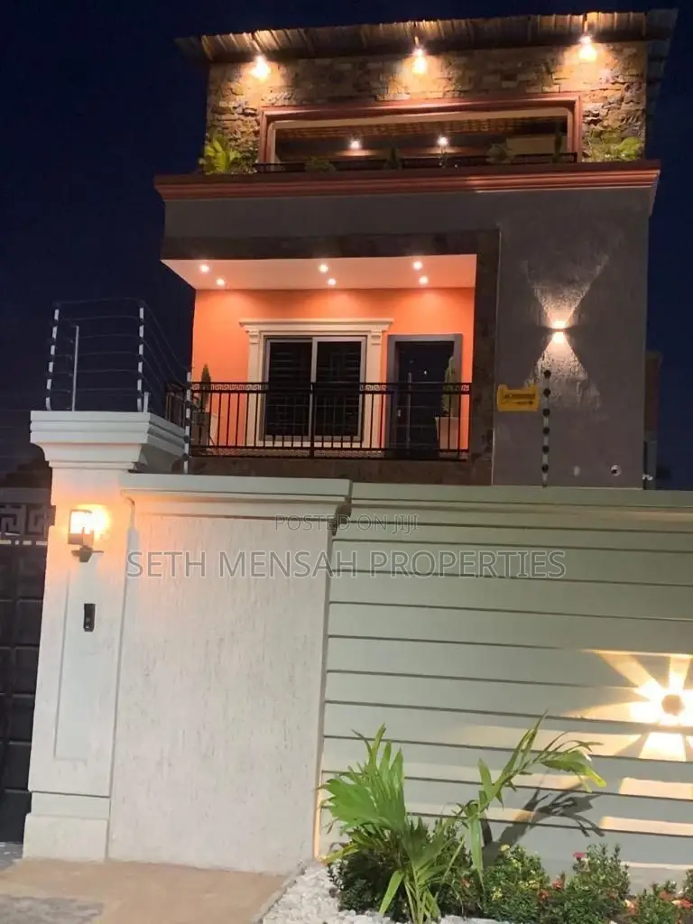 3bdrm House in 3 Bedroom House For, Ga East Municipal for Sale