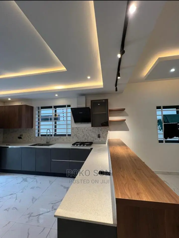 4bdrm Duplex in Dr Roko, Tema Metropolitan for sale