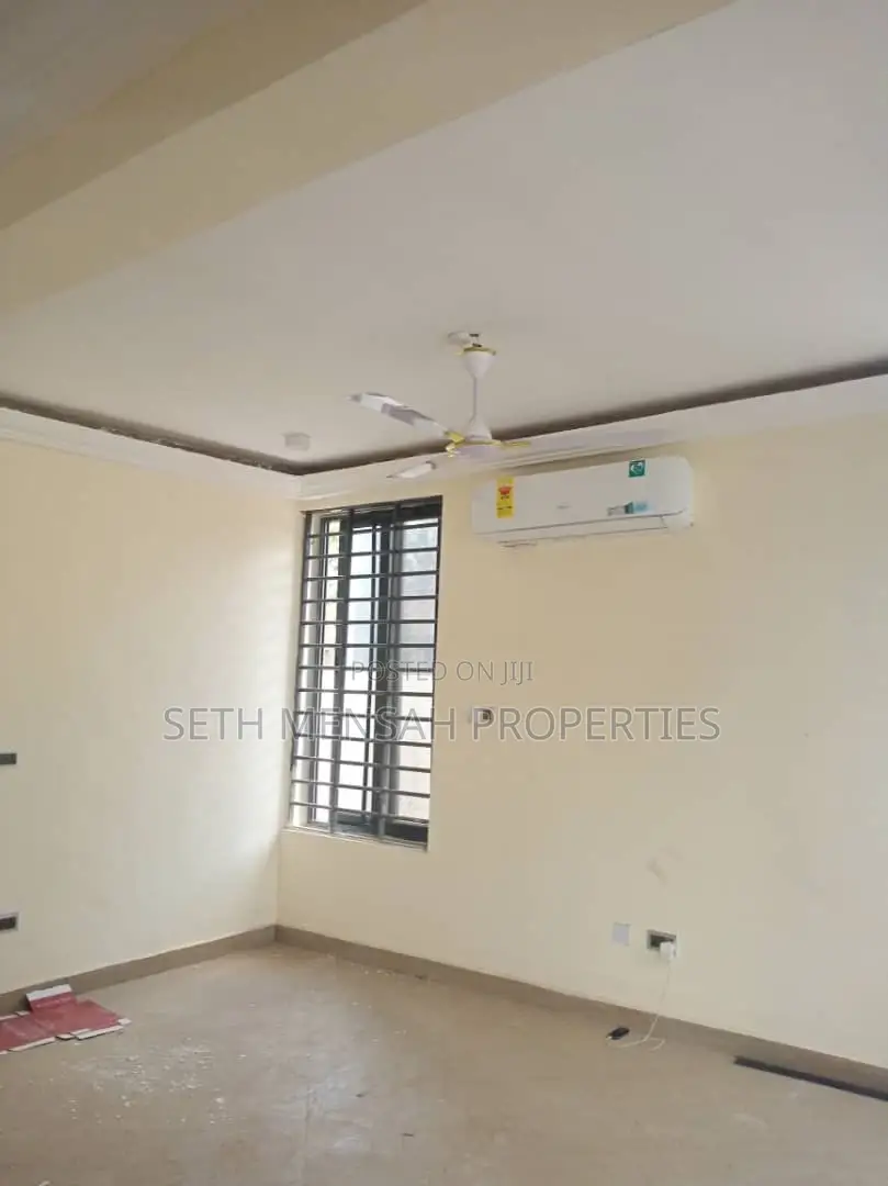 4bdrm House in 4 Bedroom Town House, Haatso for Sale