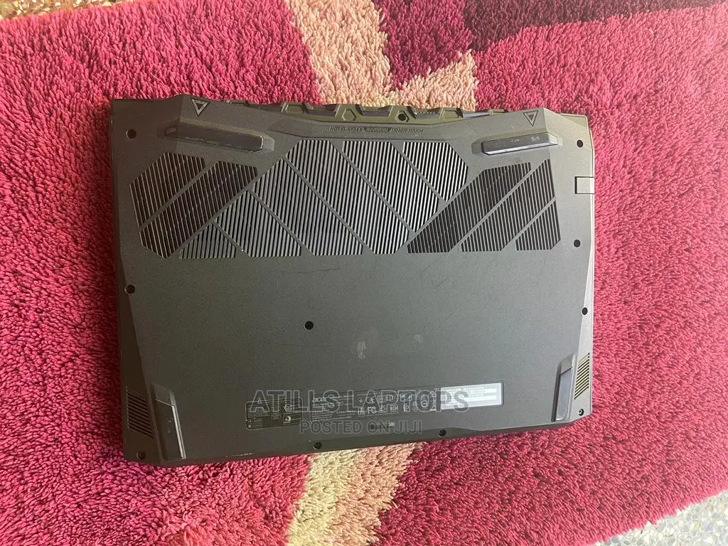 Laptop Acer Nitro 5 16GB AMD Ryzen 5 HDD+SSD 512GB