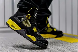 Nike Air Jordan 4