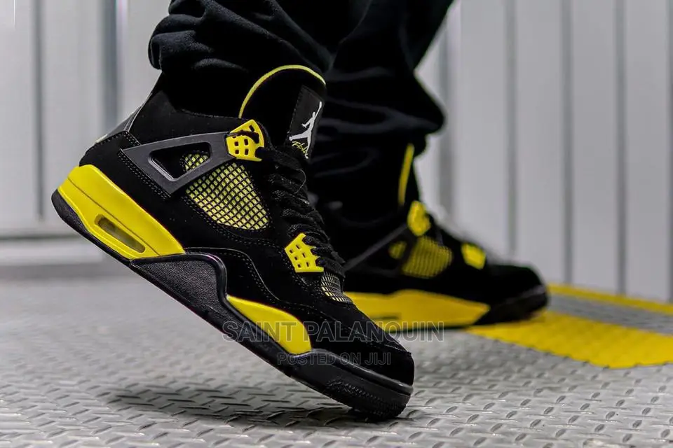Nike Air Jordan 4