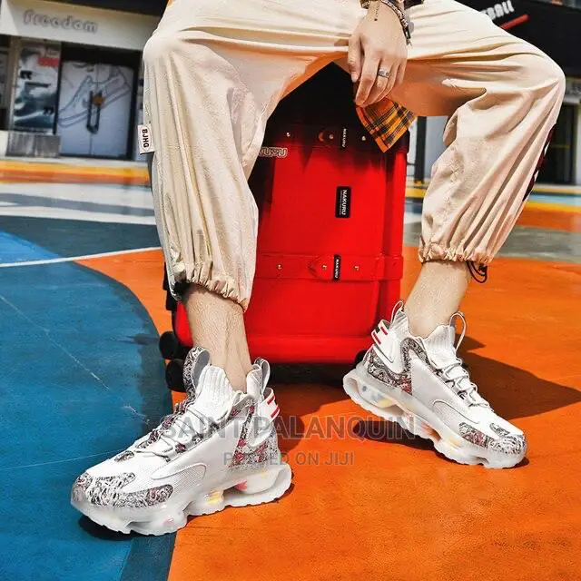 Adidas Sneaker
