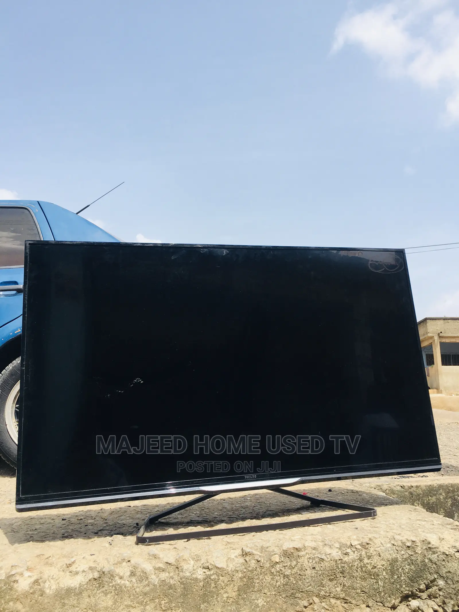 46inches Philips Digital Satellite Tv