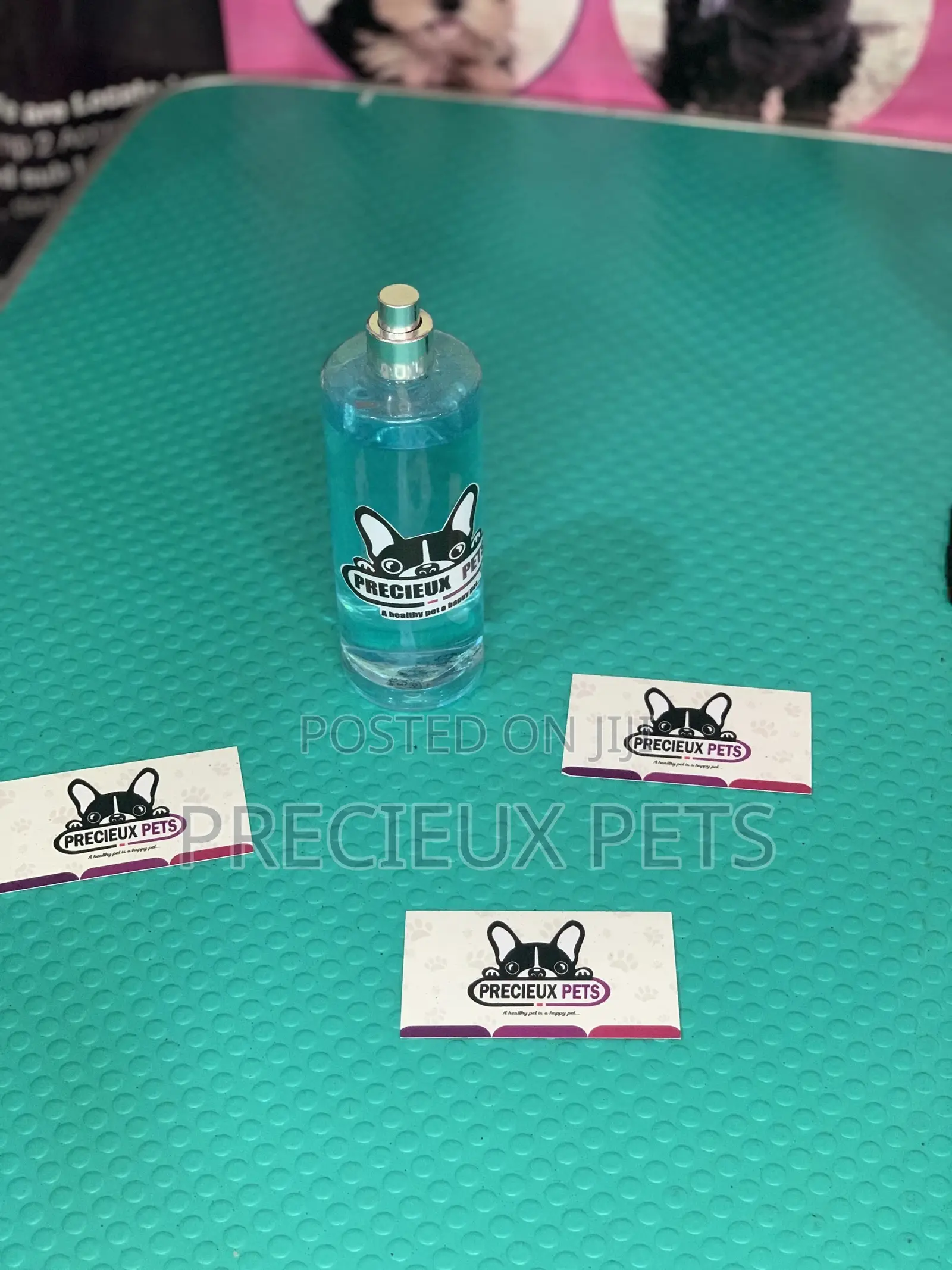 Fur Spray for Cats and Dogs Alike