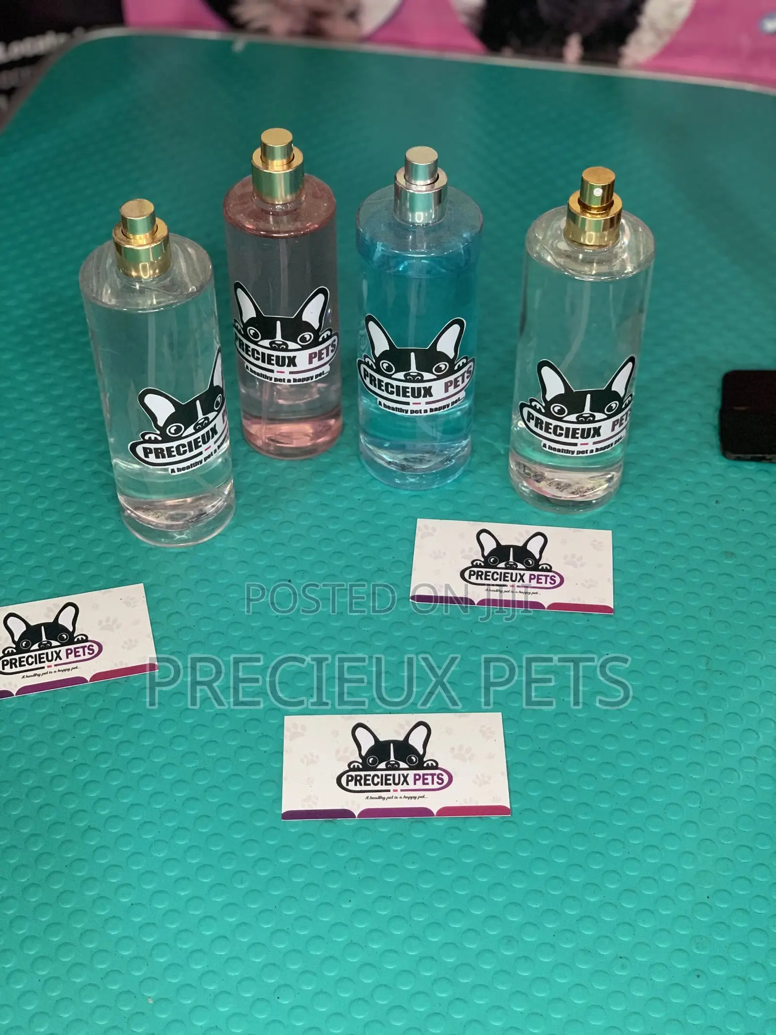 Fur Spray for Cats and Dogs Alike