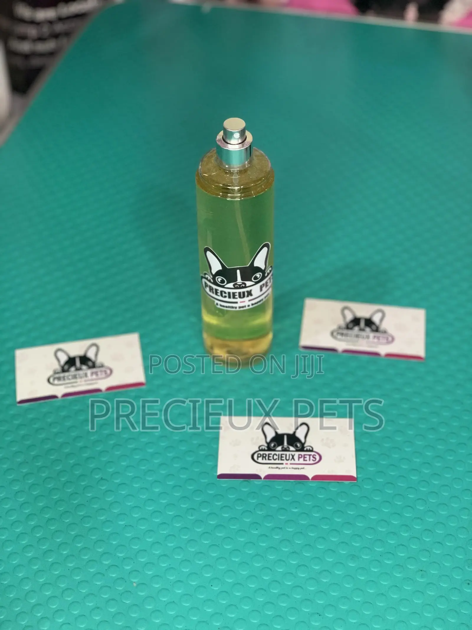 Fur Spray for Cats and Dogs Alike