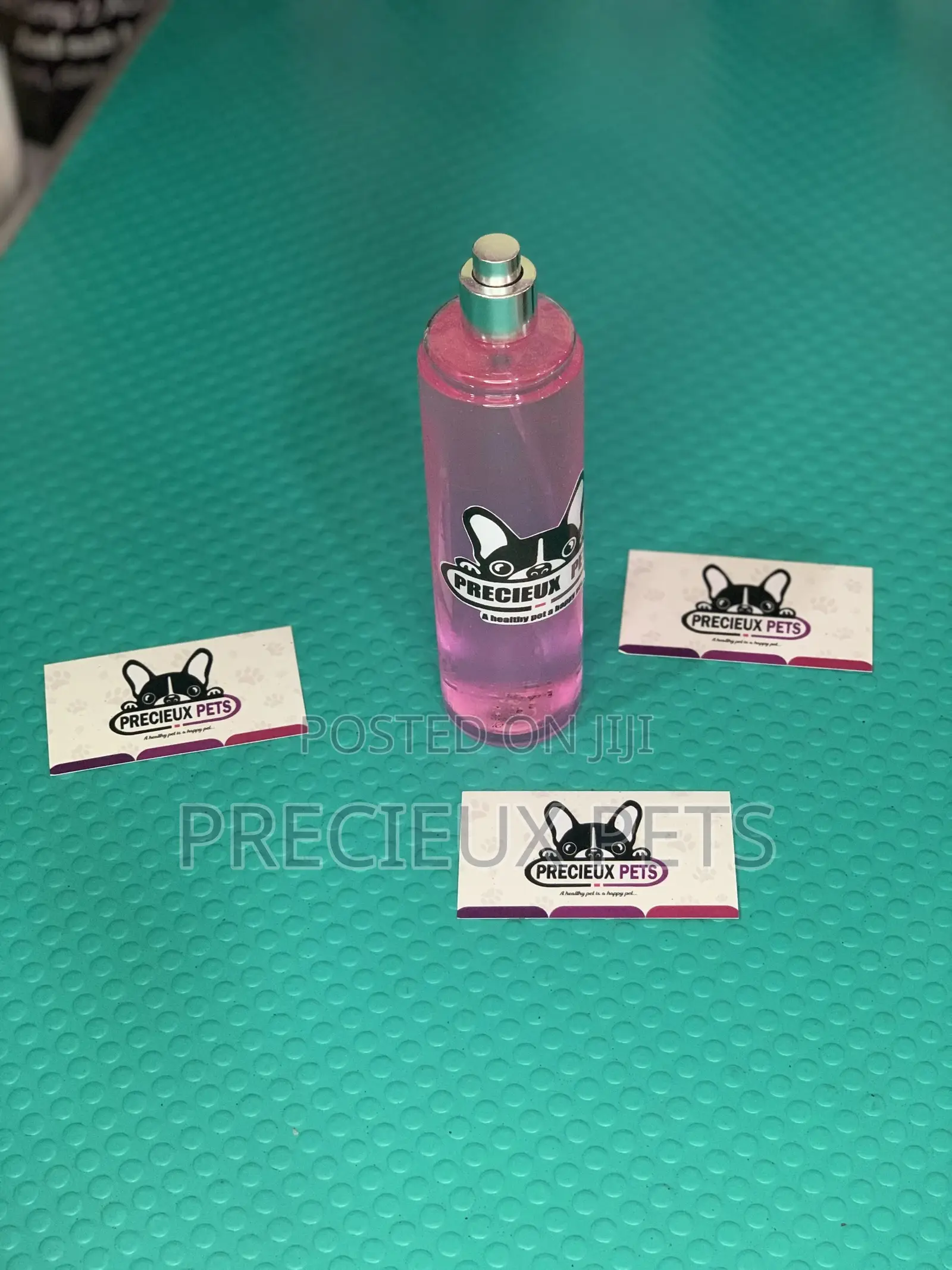 Fur Spray for Cats and Dogs Alike
