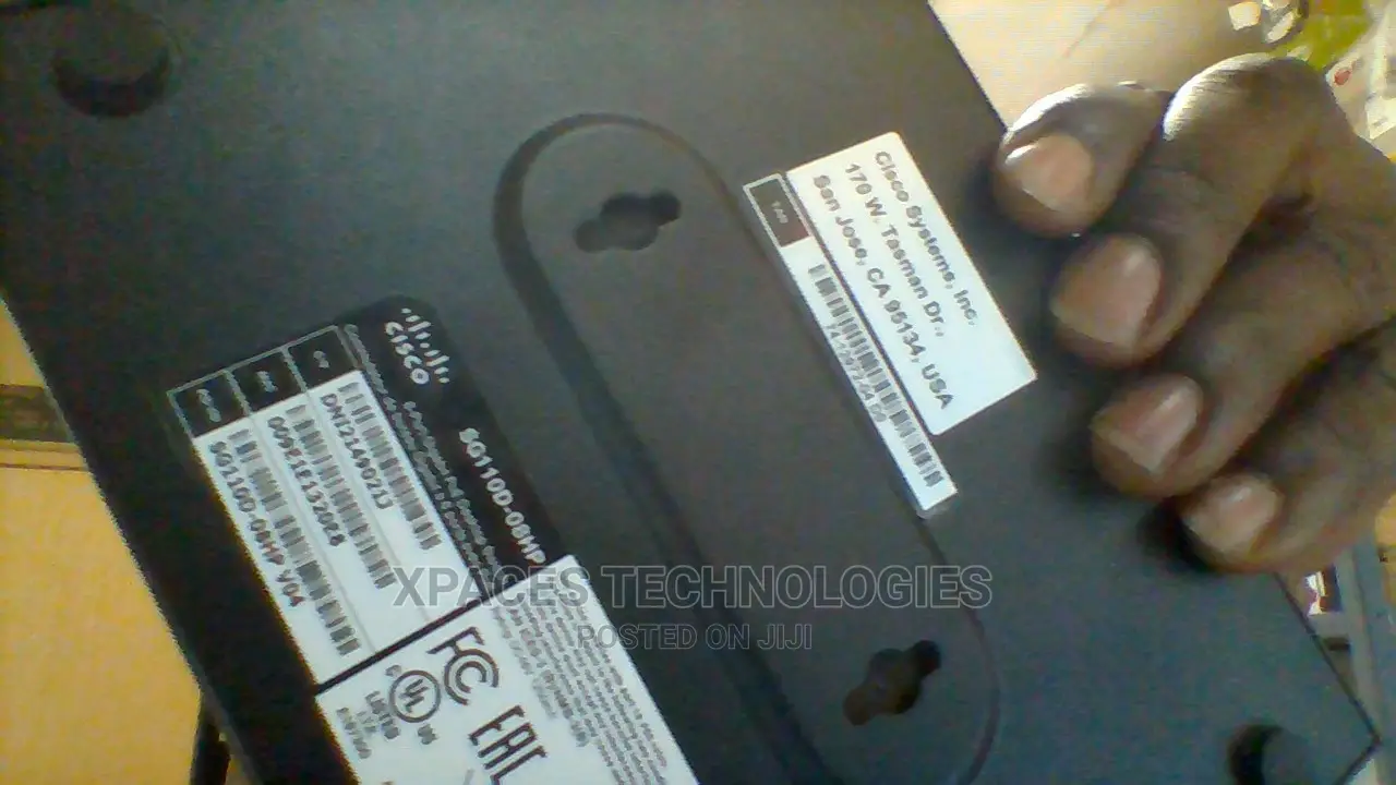 Cisco SG110D-08HP 8-Port Gigabit Poe Switch