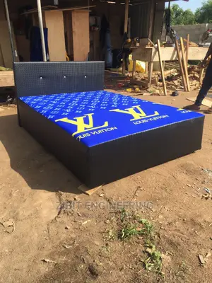 Inbuilt Double Bed