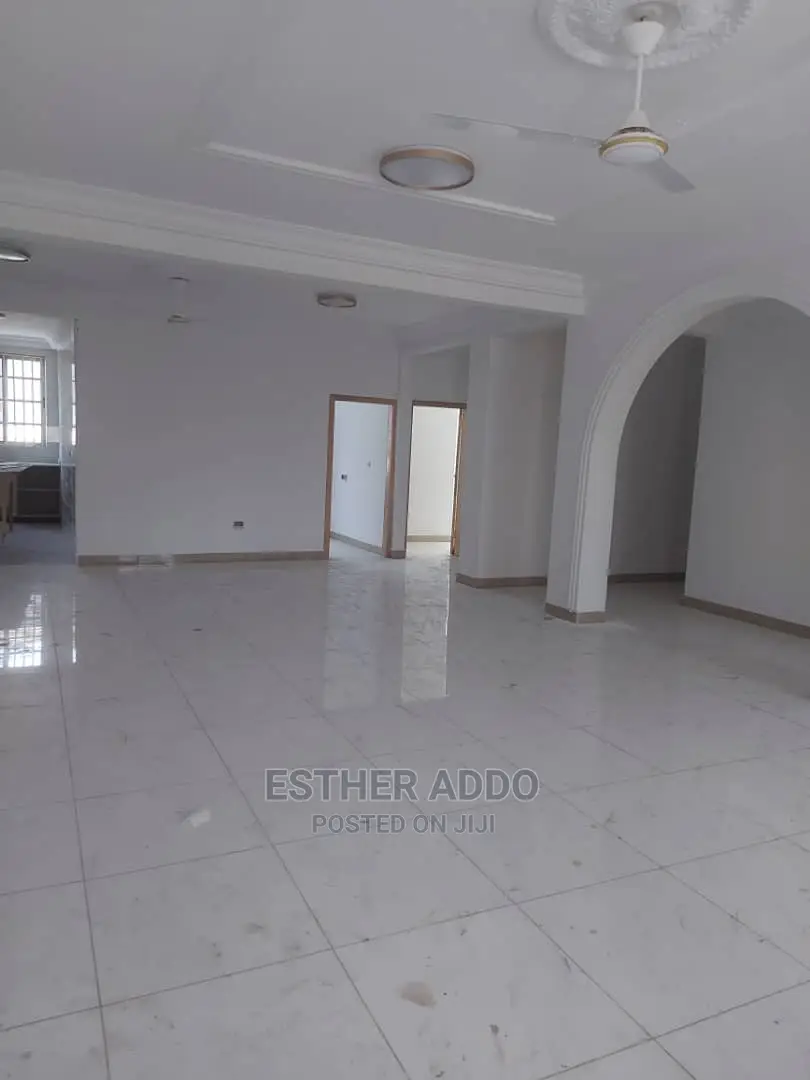 2bdrm Apartment in East Legon for rent