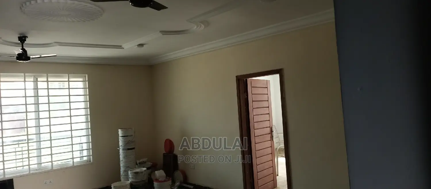 2bdrm Apartment in Ashomam Estate, Police Station for rent