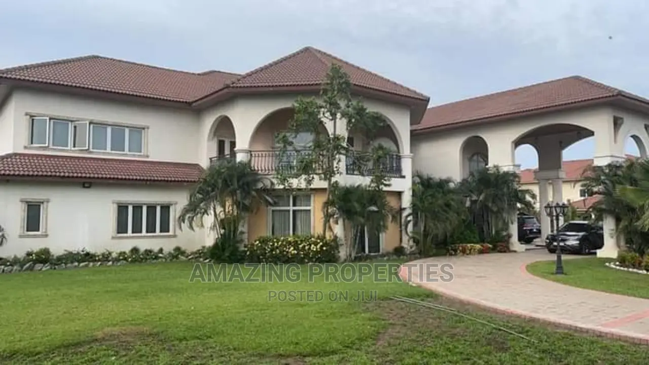 5bdrm House in East Legon for Sale