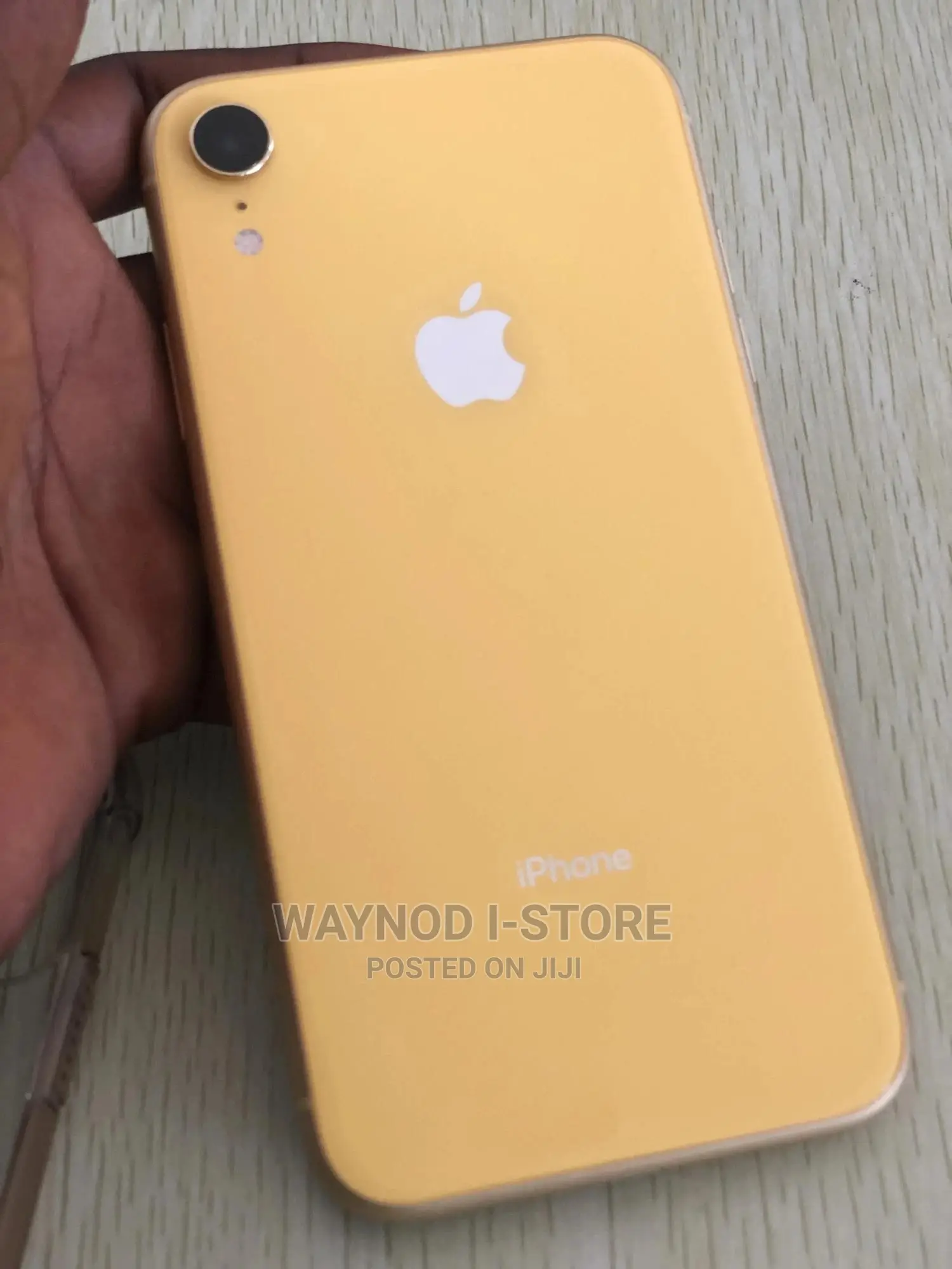 Apple iPhone XR 64 GB Yellow