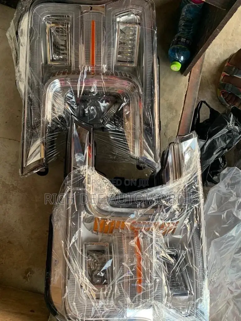 Ford F-150 2019 Headlight Pair Led