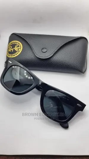 Rayban Wayfarer Sunglasses
