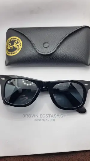 Rayban Wayfarer Sunglasses