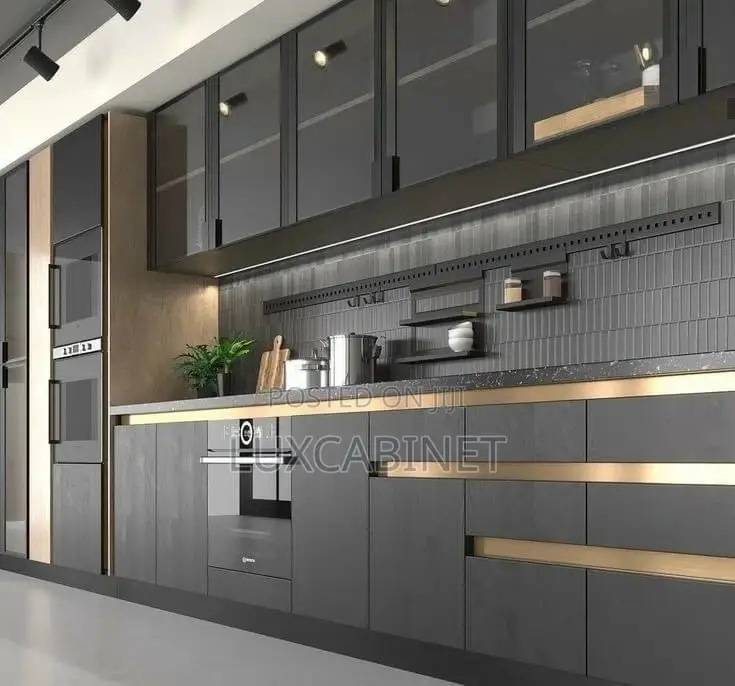 Customize Kitchen Cabinets