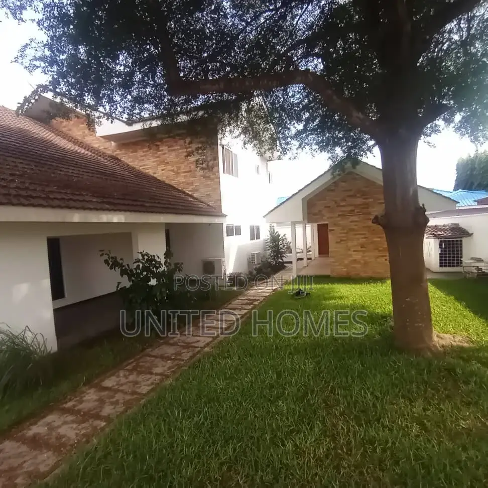 4bdrm House in East Legon for Rent