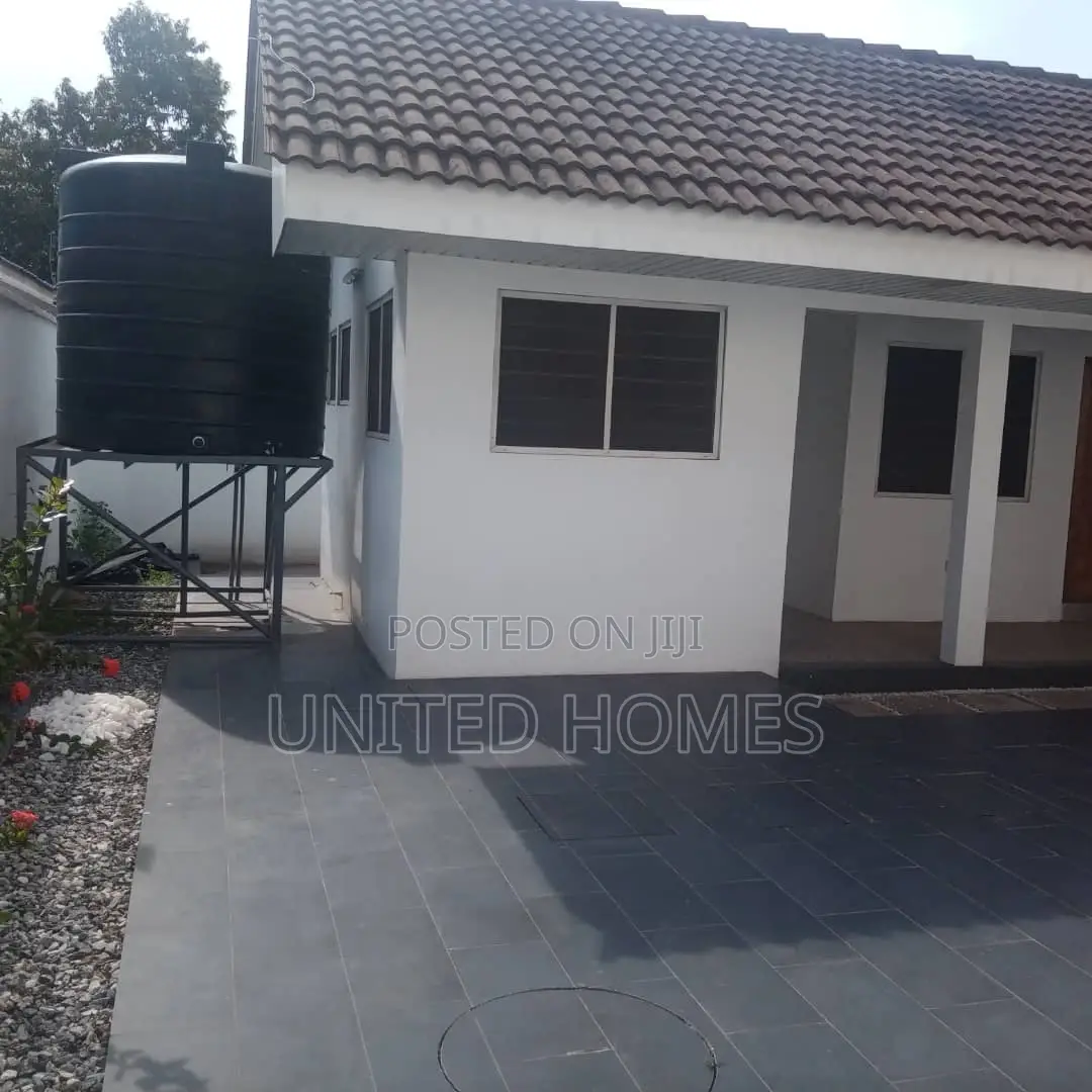 4bdrm House in East Legon for Rent