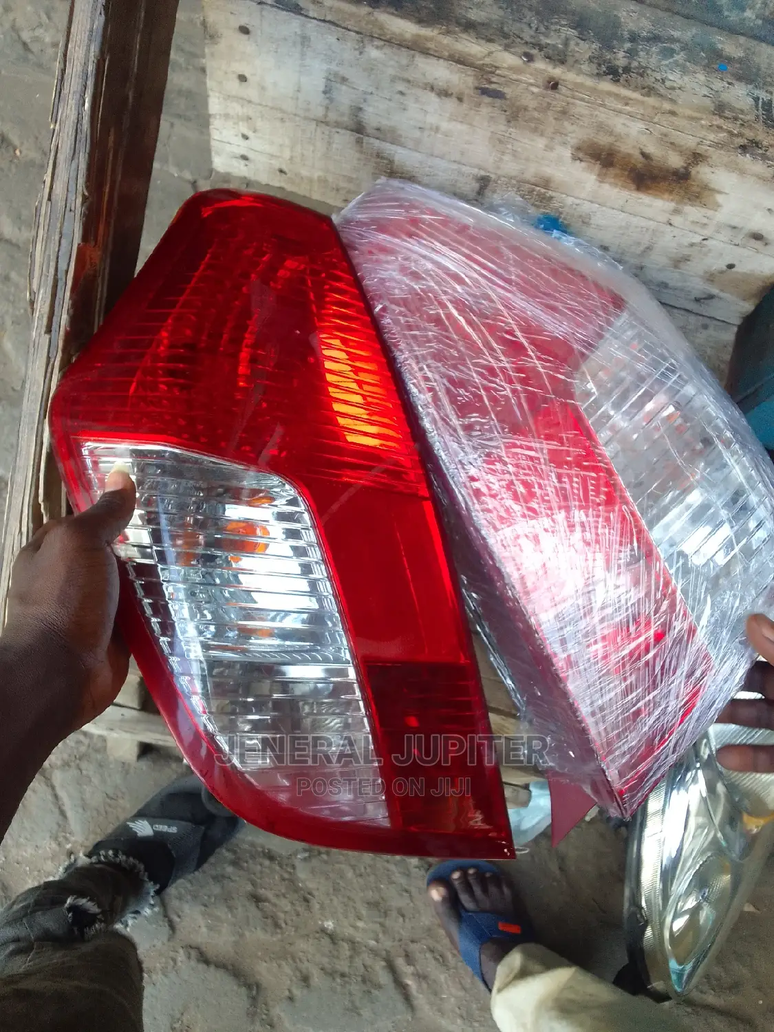 Hyundai I10 2008/10 Tail Light Pair.