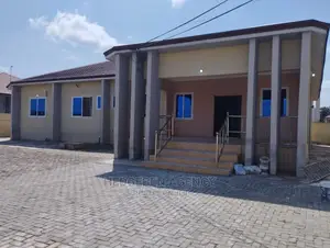 4bdrm House in Oyarifa for rent