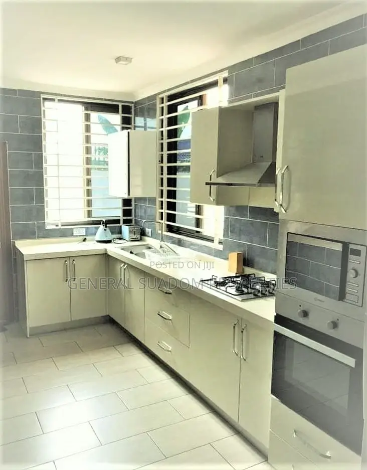 Furnished 4bdrm House in Suadom Properties, Boundary Road Area