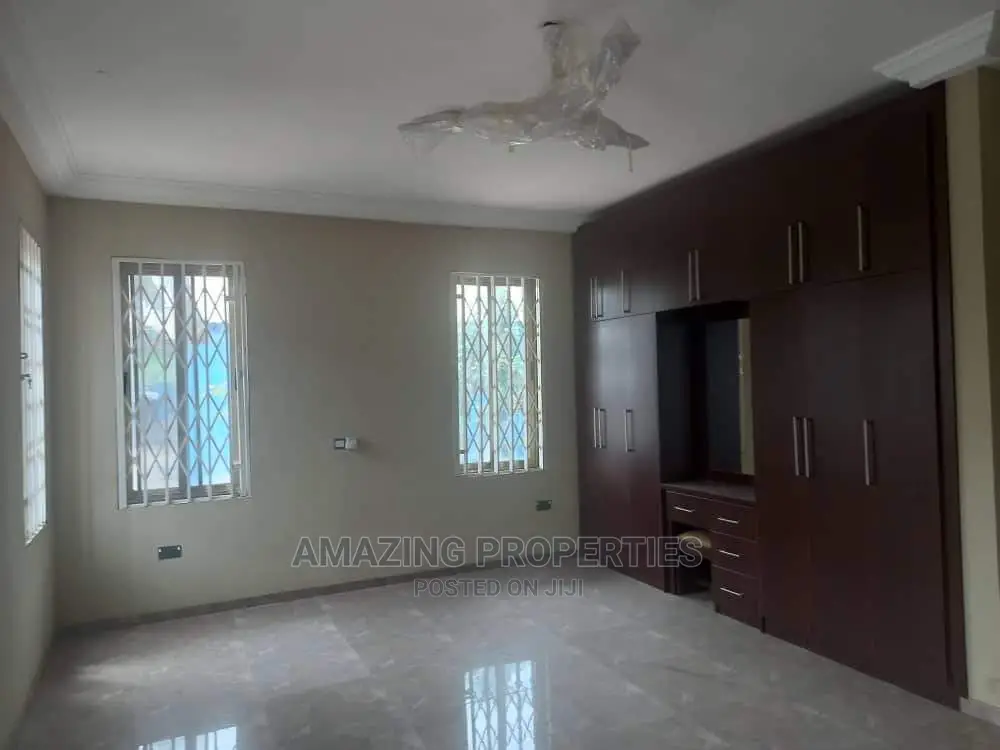 For RENT  FOR RENT
(9) Bedrooms House Storey Self Compound