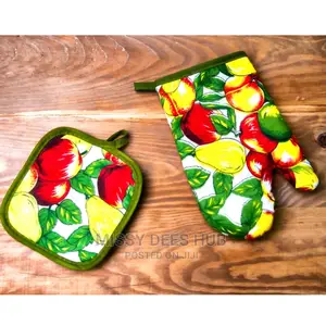 Oven Mitt + Pot Holder