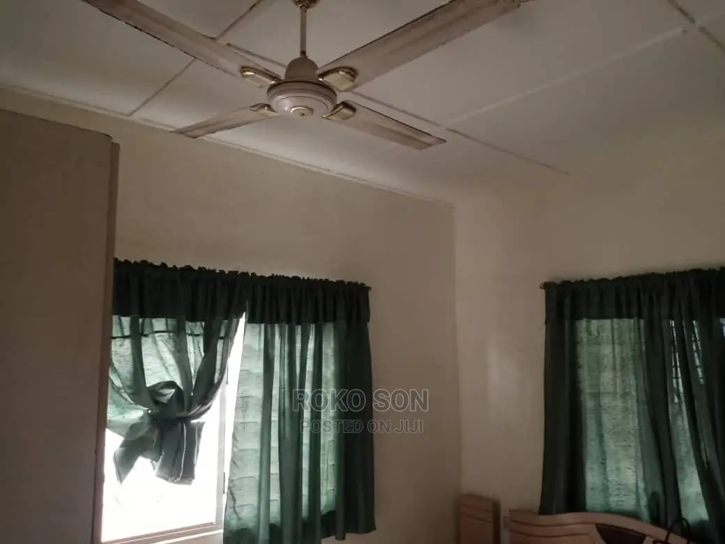6bdrm Duplex in Dr Roko, West Legon for sale