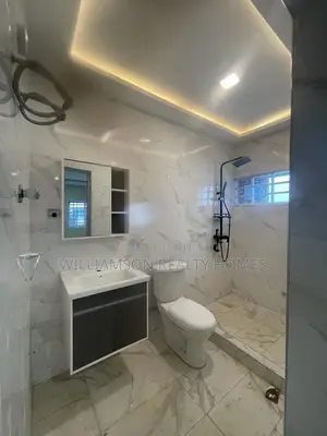 3bdrm House in Community 16, Spintex for sale