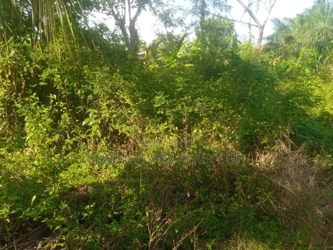 W/R, Takoradi (Apowa) _ 10 Plots of Building Land
