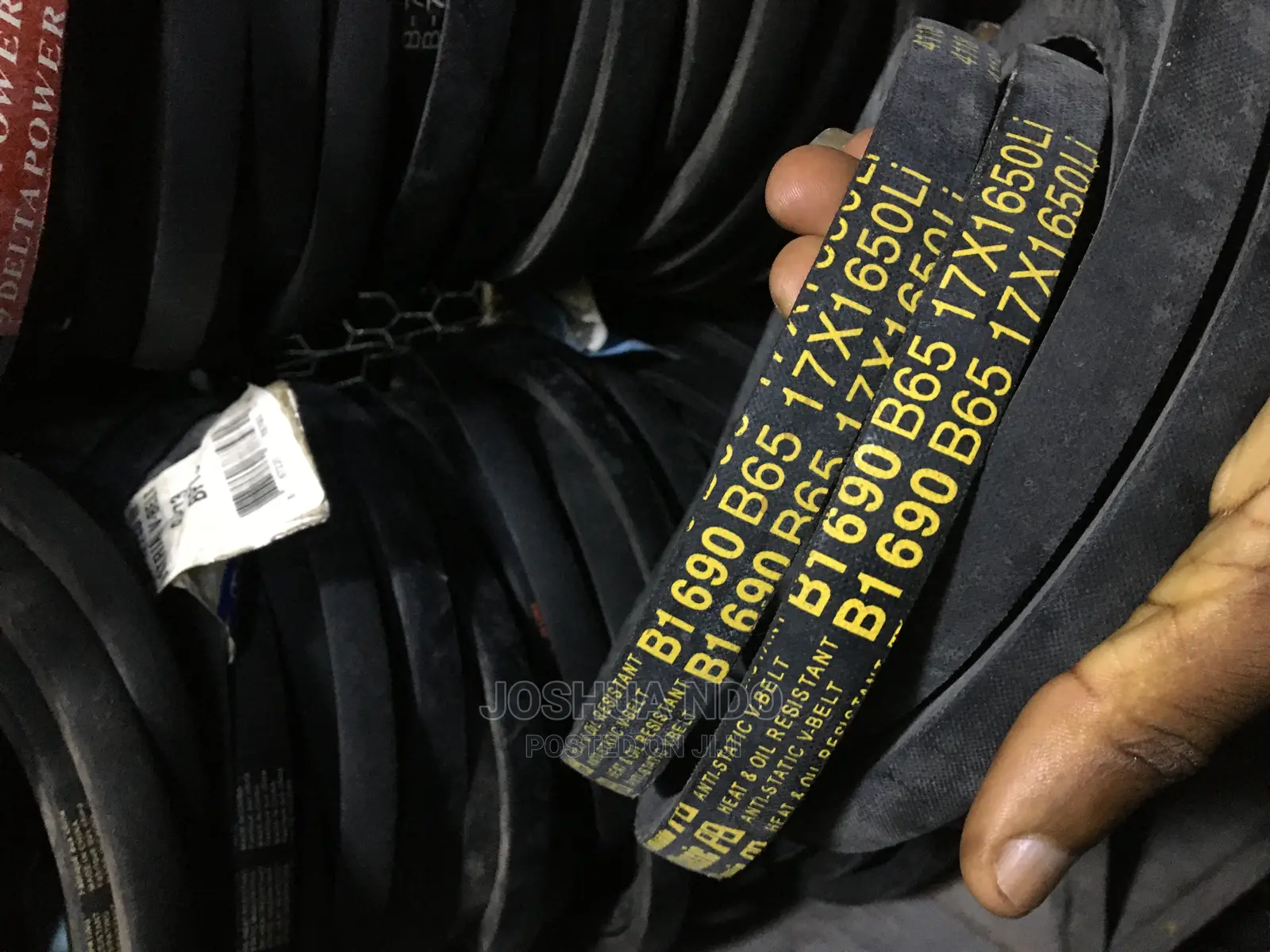 Fan Belts for Cars and Industrial Machines