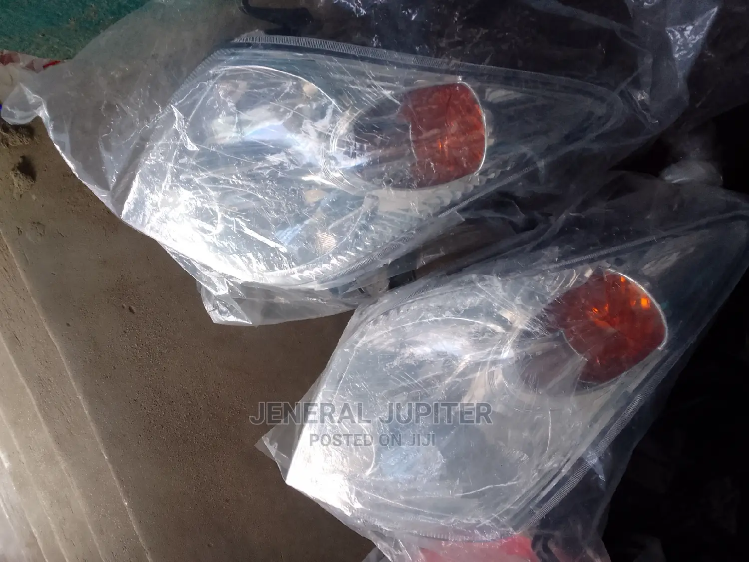 Toyota Scion XA Headlight Pair Available.