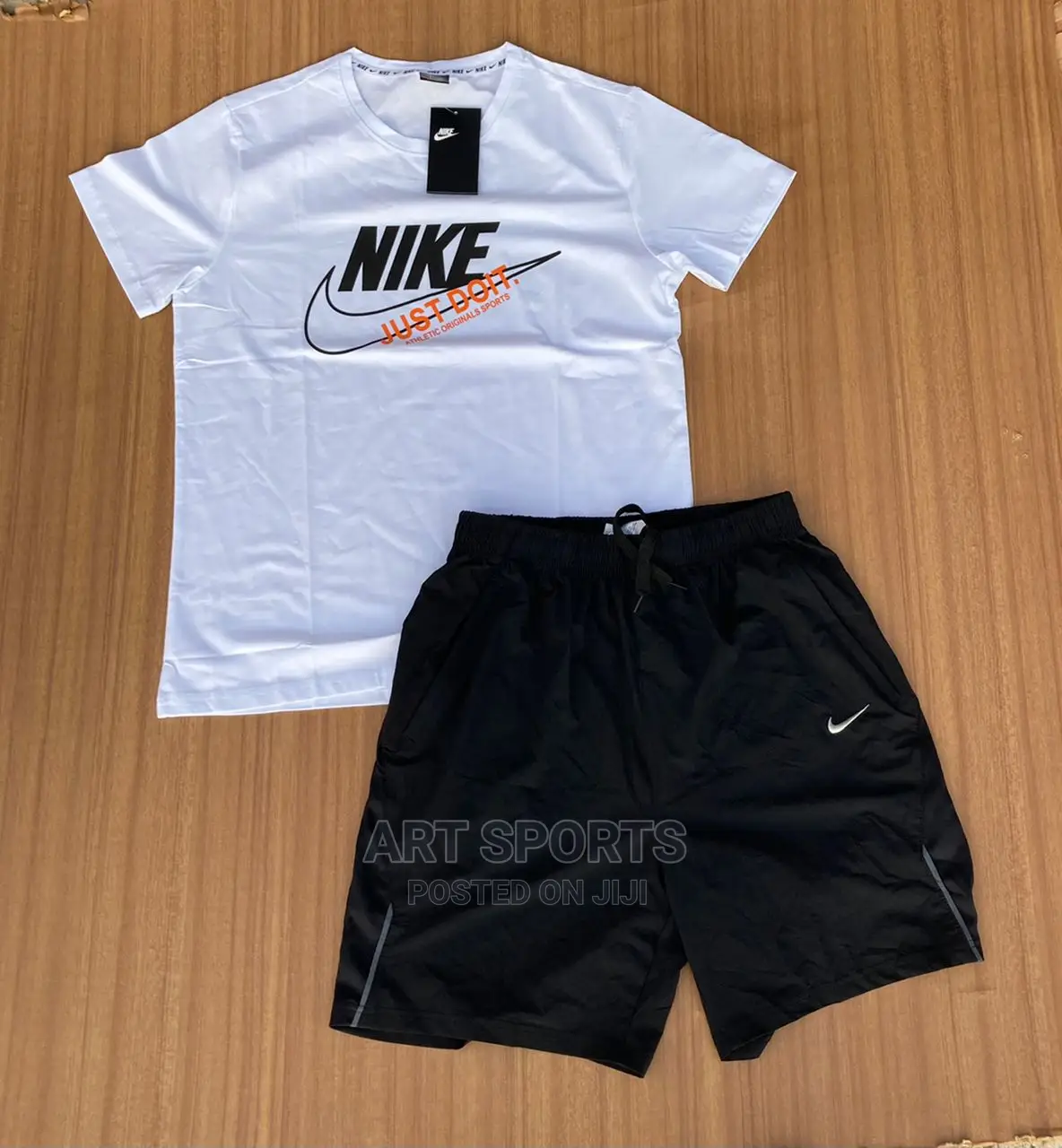 Nike Top And Down.