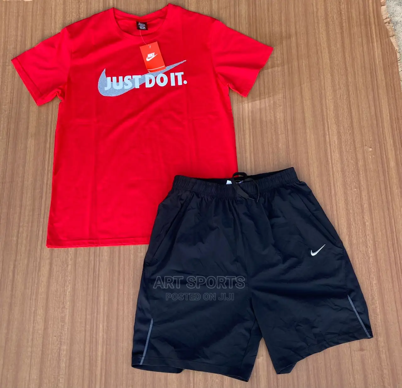 Nike Top And Down.