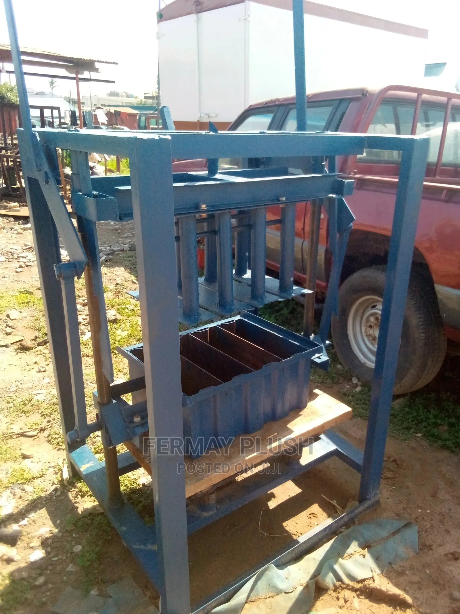 Machines Suitable for Providing Pavement and Transacco